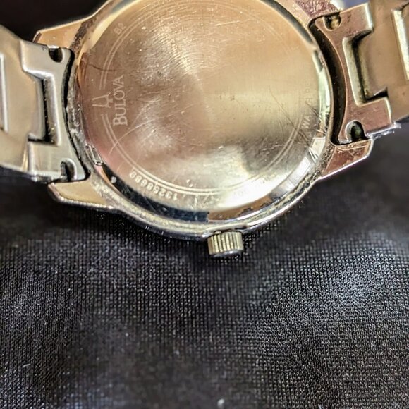 Swarovski Crystal with Mother of Pearl Ladies Stainless Steel Watch 98L223 main image 5